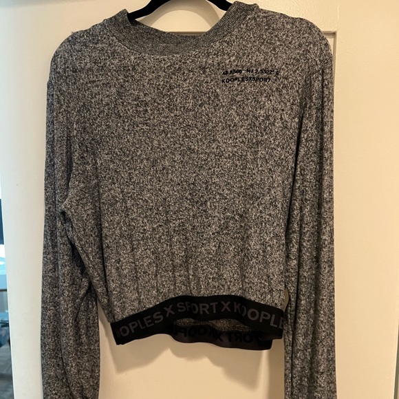The Kooples cropped gray sweatshirt with The Kooples band - Picture 2 of 5